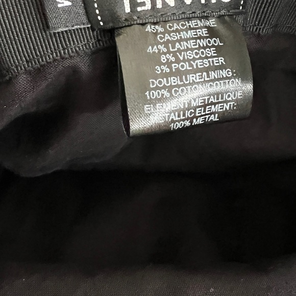 Authentic Chanel CLOCHE HAT in Gray, Black & Silver - Picture 4 of 10